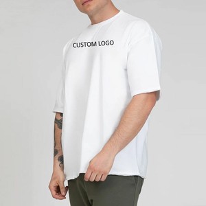 Camiseta de Manga Corta para Hombre, Cuello Redondo, Corte Regular, Tejido de Poliéster, Color Granate, Secado Rápido, Logotipo Frontal con Impresión por Transferencia Térmica, OEM - Product Image 1