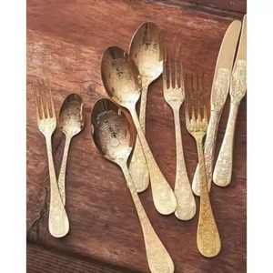 Ensemble de couverts en laiton doré de luxe, collection élégante d'ustensiles de table, vaisselle haut de gamme pour réception de mariage - Product Image 6