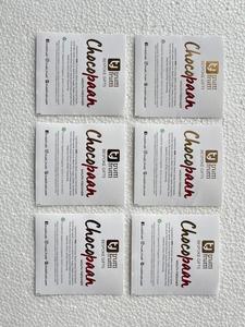 Autocollants UV de qualité supérieure avec impression vibrante, finition durable et designs personnalisés pour l'étiquetage de marques, les emballages et une utilisation créative. - Product Image 2