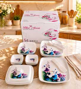 ชุดจานอาหารเมลามีนทรงสี่เหลี่ยมลายดอกไม้ พร้อมช้อนส้อมสำหรับอาหารและของหวาน - Product Image 1