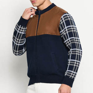 Pull en tricot pour homme avec manches à carreaux et empiècement en daim, fermeture 1/4 zip, vêtement d'automne - Product Image 4