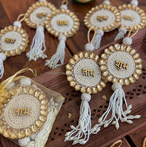 ของตกแต่งผนังแบบอินเดียดั้งเดิม ชูบห์ ลับห์ สำหรับเทศกาล ประดับประตู ตกแต่งบ้าน สำนักงาน รูปทรงดอกไม้ สำหรับเทศกาลดีวาลี ประดับด้วยลูกปัดคุนดันหลากสี - Product Image 1