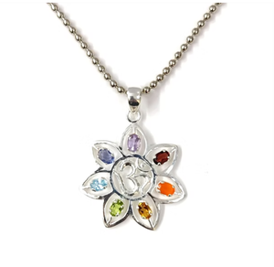 Pendentif Chakra en Argent Sterling 925 Multi-Pierres Précieuses Fait Main en Forme de Fleur Bijou Spirituel Idée Cadeau Parfaite - Product Image 1
