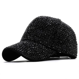 หมวกเบสบอลผ้าทวิลสีดำสุดหรู ประดับคริสตัลเต็มใบ ระยิบระยับ แบบ Snapback - Product Image 1