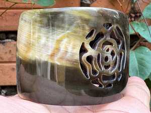Brazalete de Cuerno de Búfalo Hecho a Mano, Moderno y Ecológico, Pulido, con Patrón Natural, Ancho, para Regalo de Boda, ZONA DE ARTESANÍA - Product Image 5