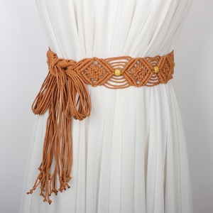 Ceinture bohème tricotée en corde tressée avec perles en bois et pompon, accessoire pour robe et jupe - Product Image 3