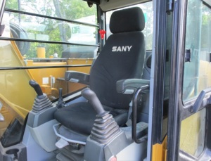 Excavatrice SY155U d'occasion en excellent état de fonctionnement - Product Image 6
