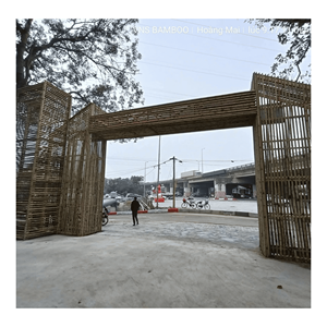 Poteau en bambou naturel fabriqué à partir de bambou naturel pour la construction de cadres, la décoration de jardins et la structure de meubles, Vietnam - Product Image 5