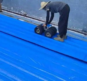 Feuille étanche HDPE grise 10cm x 10m 1.5mm d'épaisseur avec feuille d'aluminium pour l'étanchéité de toit de garage - Product Image 5