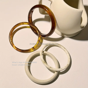 Juego de brazaletes de resina redondos gruesos coloridos hechos a mano de 4 brazaletes de piedra moissanita en forma para fiesta de mujer regalo cristiano Rfcrafts - Product Image 1