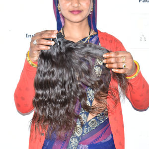 Extensiones de Cabello Humano 100% Natural, Suave, con Ondas, Color Natural, Sin Químicos, Doble Trama a Máquina, Entrega en 3-5 Días, Venta al Por Mayor - Product Image 5