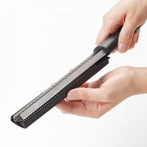 PG-640 Pro-grade Sharp Grater, grater with sheath, handheld grater, Sharp etching blade grater - Product Image 5