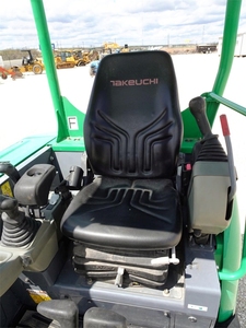 Máquina TB230 de Tamaño Compacto con Impresionante Capacidad de Excavación - Product Image 6