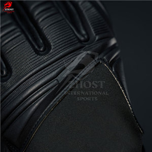 Guantes de Portero de la Mejor Calidad para Jugadores Jóvenes Urbanos, Transpirables y Ligeros para Práctica Diaria - Product Image 3