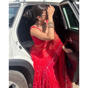 Sari en soie Bandhej de créateur pour femmes - Mariages, occasions de Diwali, imprimé numérique, 140 GSM, approvisionnement ODM, haute qualité, vente en gros, toutes saisons - Product Image 5