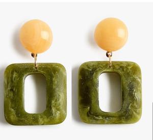 Pendientes Colgantes Cuadrados Clásicos de Resina HASAN CRAFT, Joyería para Mujer, Ideales para Fiestas - Product Image 6
