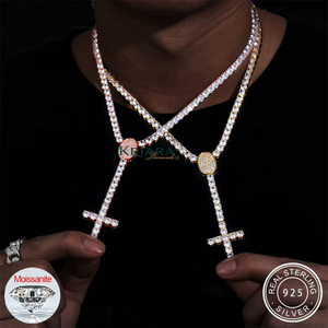 Collier pendentif croix en argent sterling S925 plaqué or 14k/18k or rose avec diamant de laboratoire pour homme, style hip-hop, à porter au quotidien - Product Image 3