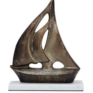 Escultura Moderna Abstracta de Velero de Aluminio |   Estatua de Barco Náutico Metálica Hecha a Mano sobre Base de Mármol, Decoración para el Hogar u Oficina, Regalo - Product Image 1