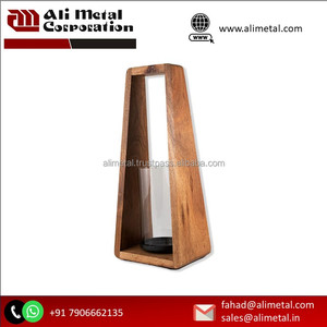 Lanterne minimaliste en bois de simplicité scandinave avec un design unique pour la décoration de jardin et de mariage et personnalisable - Product Image 4