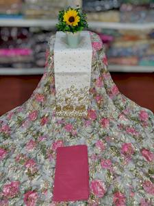 Dirac Fransawi de la más alta calidad con diseño exclusivo somalí y patrón floral, con intrincado trabajo en piedras, ideal para fiestas. - Product Image 6