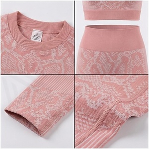 <b>Pink</b> Animal Print 2 Piece Yoga Set Full Length High Waist <b>Crop</b> <b>Top</b> Leggings Four-Way Stretch Spandex Polyester Women's - Product Image 4