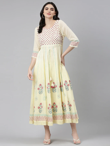 Vestido Maxi Artesanal de Algodón Bohemio para Mujer, con Estampados Florales Tradicionales Hechos a Mano, Estilo Indo-Occidental Anarkali - Product Image 5