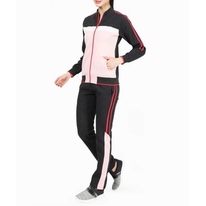 Conjunto Deportivo de Dos Piezas para Mujer, Color Rosa Carbón, con Bloques de Color, Chaqueta con Cierre Completo y Cuello Alto, Pantalones Jogger Ajustados con Ribete en Contraste - Product Image 3