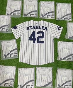 Uniforme de Béisbol Personalizado por Sublimación, con Botones y Rayas, Fabricante OEM ODM - Product Image 2