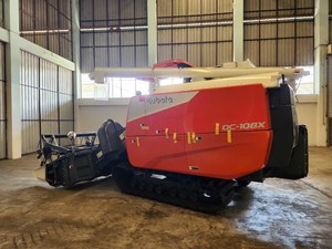 Cosechadora Combinada DC108X de 108HP con Transmisión por Engranajes, para Arroz, Trigo y Maíz, Ancho de Trabajo de 3038mm - Product Image 2