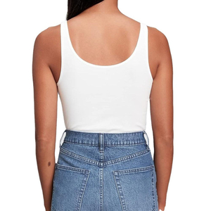 Camiseta sin mangas acanalada para mujer, ligera, transpirable, sin costuras, con cuello redondo, logo frontal, corte casual recortado, 100% algodón - Product Image 6