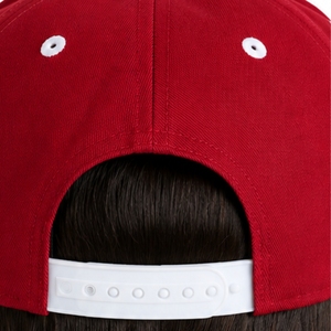 Casquette Snapback Unisexe Premium Réglable Respirante Élégante Rouge et Blanche à Visière Plate 6 Panneaux en Coton Respirant Décontractée - Product Image 6