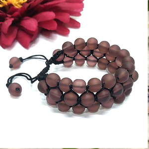 Bracelet extensible en perles rondes d'hématite métallique arc-en-ciel irisée, aux reflets de couleurs vives, disponible à prix de gros. - Product Image 5