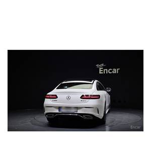 Mercedes-Benz Classe E E450 4MATIC Coupé Modèle décembre 2021 avec 39 km, conduite à gauche, boîte automatique, caméra de recul - Product Image 4