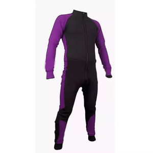 Ropa de paracaidismo de alto rendimiento con cierres seguros y ajuste flexible. Traje de paracaidismo diseñado para paracaidistas profesionales. - Product Image 2