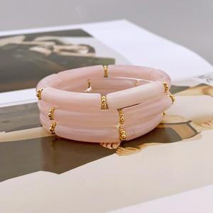 Brazalete de Resina Epoxi Hecho a Mano, Ecológico y Moderno con Cuentas Doradas, Técnica de Fundición Redonda por HASAN CRAFT - Product Image 1
