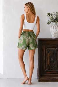 Shorts pour femmes en tissu de laine respirant, à taille élastique, couleur unie verte, coupe décontractée, écologiques, séchage rapide - Product Image 5