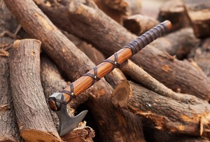 Hacha Vikinga Ragnar Forjada a Mano con Mango de Madera de Palisandro, Hacha para Uso en Exteriores - Product Image 6