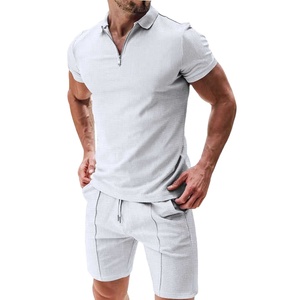 Survêtements unis Survêtement personnalisé pour hommes Polos gaufrés et shorts Ensemble hommes Tenues d'été Ensembles Activewear Survêtements - Product Image 4