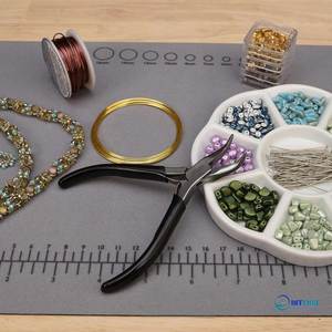 คีมปากแหลมสแตนเลส ปลายแหลมพิเศษ 114 มม. ด้ามจับพีวีซี พร้อมสปริงคู่ สำหรับทำเครื่องประดับ สร้อยข้อมือ - Product Image 2