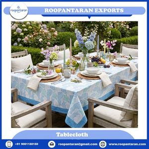 Nappe rectangulaire en coton imprimé artisanal pour 10-12 personnes, 180x340 cm, motif poisson africain bleu brume, lavable, pour usage domestique - Product Image 2