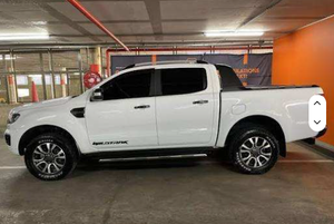 รถกระบะ Ford Ranger Wildtrak 2.0 Bi-Turbo 4x4 ออโต้ ปี 2022 สภาพดีเยี่ยม แบบดับเบิ้ลแค็บ สำหรับขับขี่ออฟโรด เกียร์อัตโนมัติ แรงบิดสูง ทนทาน เหมาะสำหรับการผจญภัย - Product Image 6