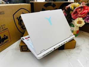 Laptop para Juegos R9000P 2024 de 16 Pulgadas, AMD R9-7945HX, RTX4060, 240Hz, Alto Rendimiento, para Deportes Electrónicos, en Oferta - Product Image 1