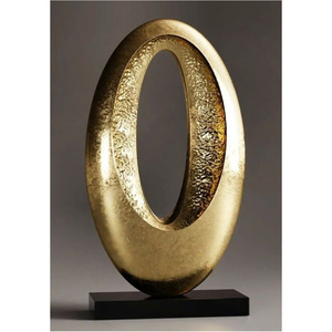 Sculpture contemporaine en laiton artisanale, élégante, abstraite, style Pop Art, accent décoratif pour Diwali - Product Image 4