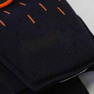 Gants de gardien de but de football personnalisés en latex, gants de gardien de but professionnels antidérapants et résistants à l'usure - Product Image 3