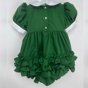 Combinaisons pour enfants avec col blanc et motif brodé à la main du Vietnam - Product Image 1