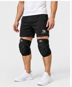 Rodilleras de alta calidad hechas con tela transpirable y acolchado duradero para máxima comodidad y protección duradera - Product Image 5