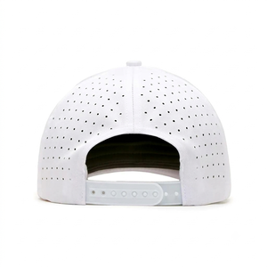 Casquette de golf personnalisée avec logo en caoutchouc gaufré, 5 panneaux, en polyester imperméable, avec cordon et design perforé découpé au laser, casquettes de sport - Product Image 3