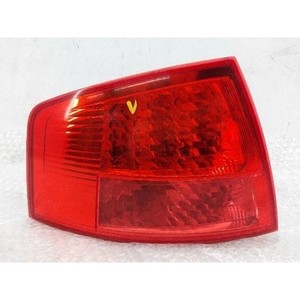 Luz Trasera Izquierda Usada A8 4E0945095C - Product Image 1