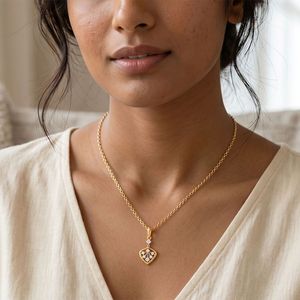 Women's 18K <b>Solid</b> <b>Gold</b> Diamond <b>Pendant</b> Necklace Princess Cut Flower Design Box Chain Classic Style Everyday Wear - Product Image 3