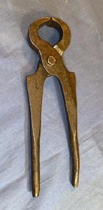 High Quality Horse Grooming Farrer Tools Tong Nail <b>Pullers</b> Round Shape Jaws Premium Stainless Steel Made Nails <b>Puller</b> - Product Image 4